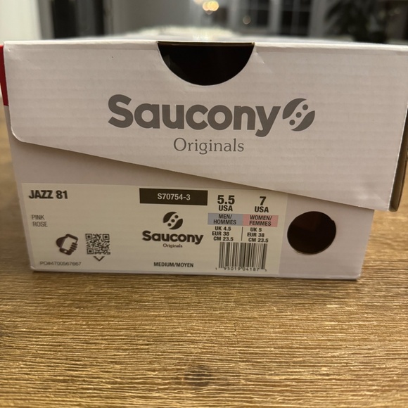 NWT Saucony Originals Jazz '81 Pink Mono Sneakers UNISEX - Picture 8 of 11